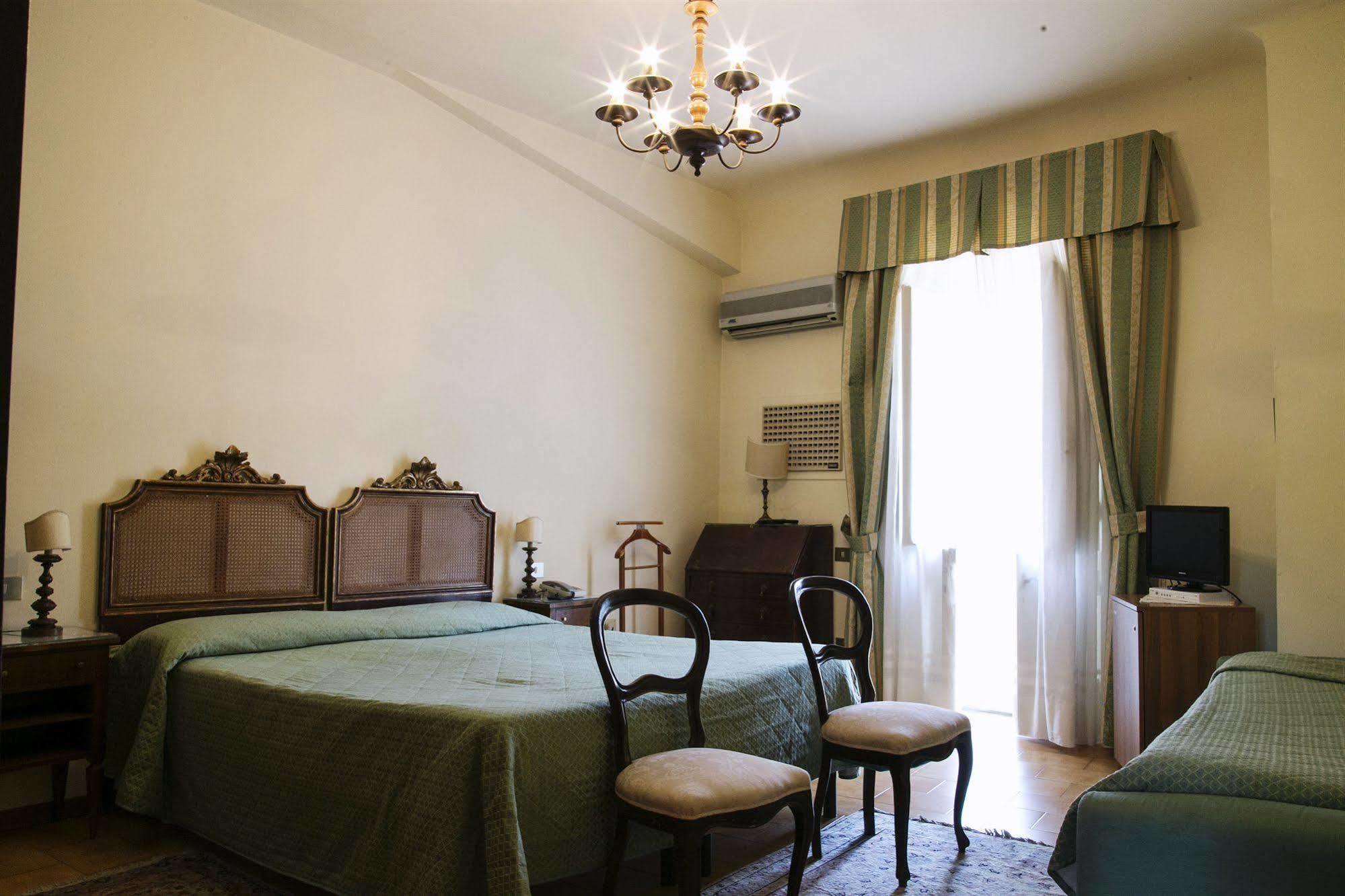 Hotel Villa Le Rondini Φλωρεντία Εξωτερικό φωτογραφία