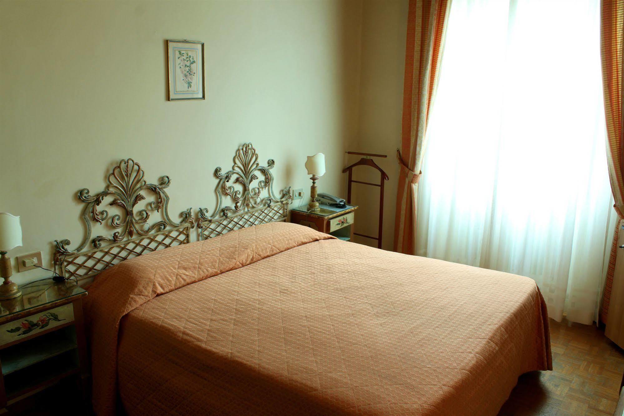 Hotel Villa Le Rondini Φλωρεντία Εξωτερικό φωτογραφία